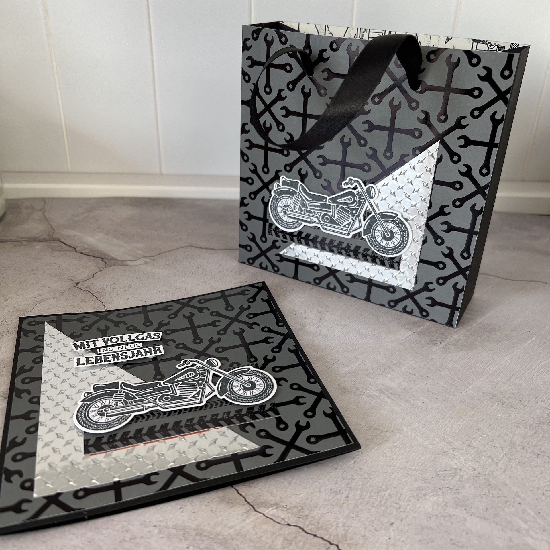 03.02. Karte und Tasche 1.jpeg